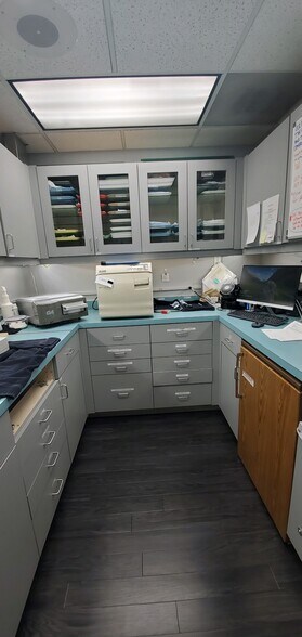 More Photos Of 5220 Neil Rd, Reno Medical For Lease