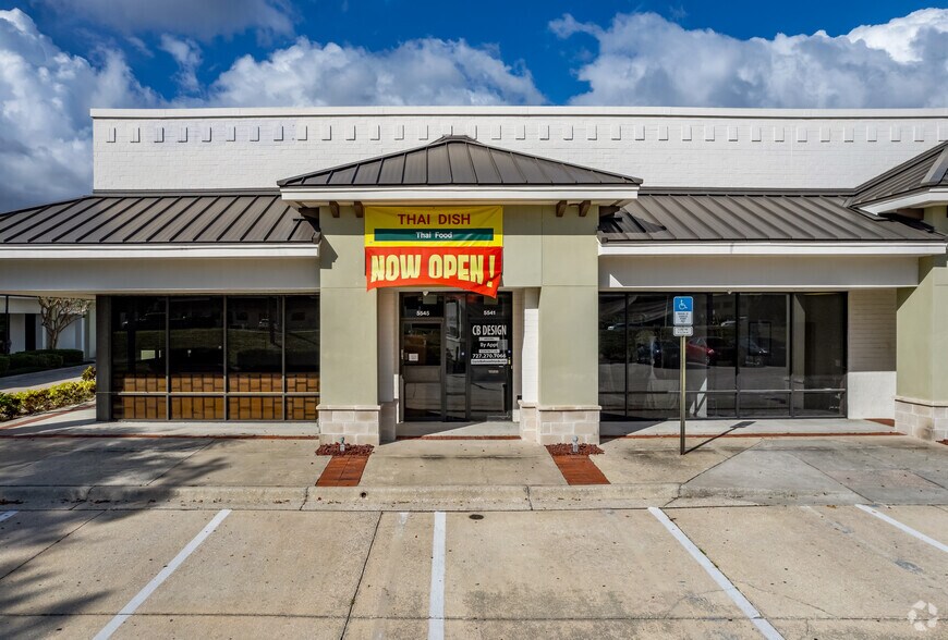 More Photos Of 5545 Roosevelt Blvd, Clearwater General Retail For Sale