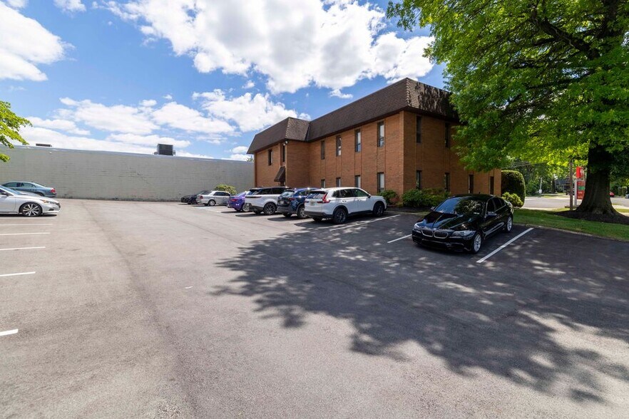 More Photos Of 709 Easton Rd, Willow Grove Office For Sale
