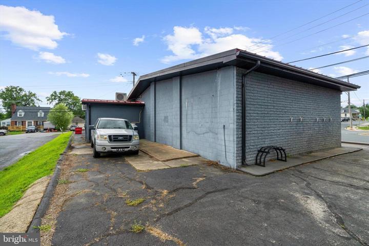 More Photos Of 7901 Belair Rd, Baltimore Auto Repair For Sale