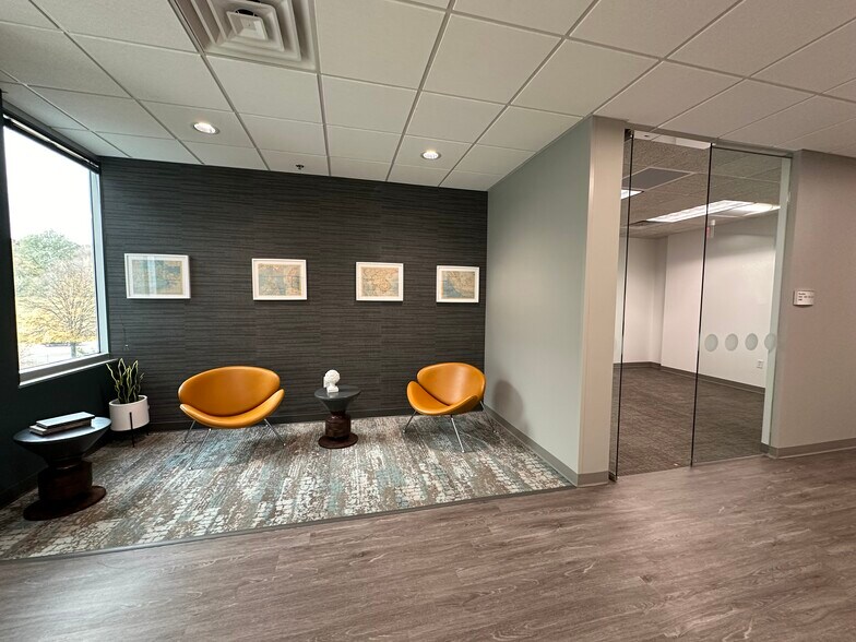 More Photos Of , Memphis Office For Sale