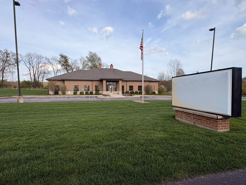 More Photos Of 60267 Century Dr, Cassopolis Office For Sale