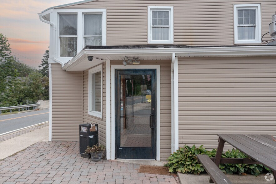 More Photos Of 124 County Road 560, Layton Restaurant For Sale