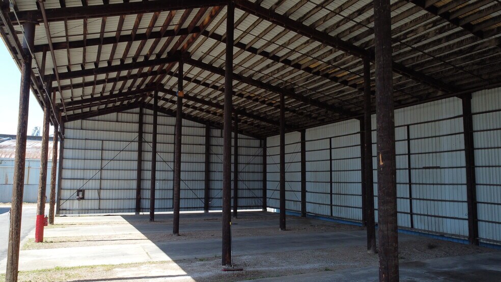 More Photos Of 1980 Kusel Rd, Oroville Manufacturing For Sale