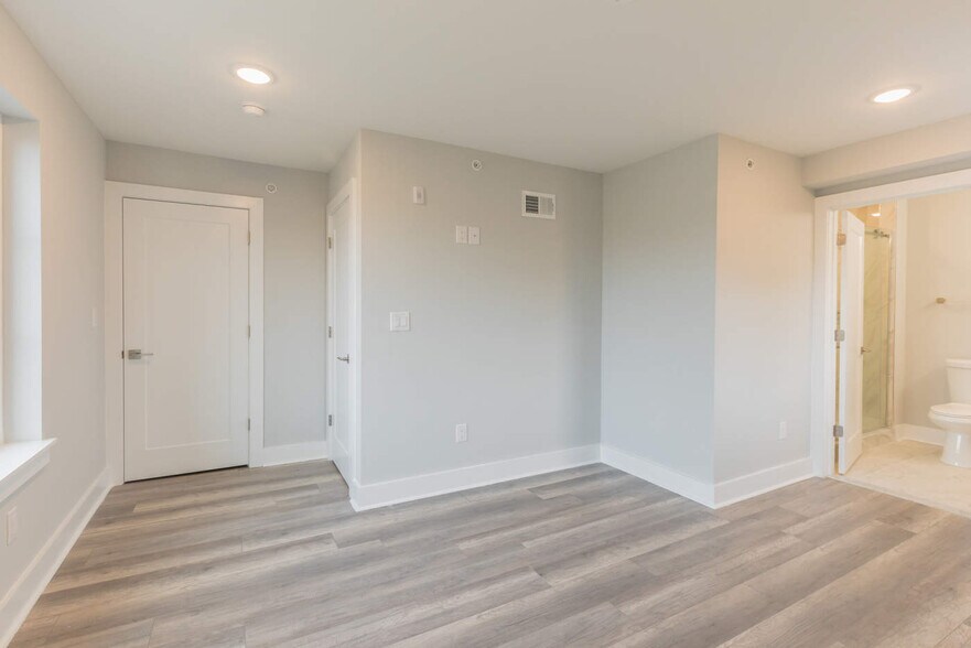 More Photos Of 1947 N 33rd St, Philadelphia Multifamily For Sale