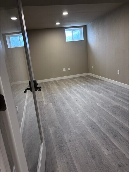 More Photos Of 1712 6th Ave, Tacoma Office Residential For Lease