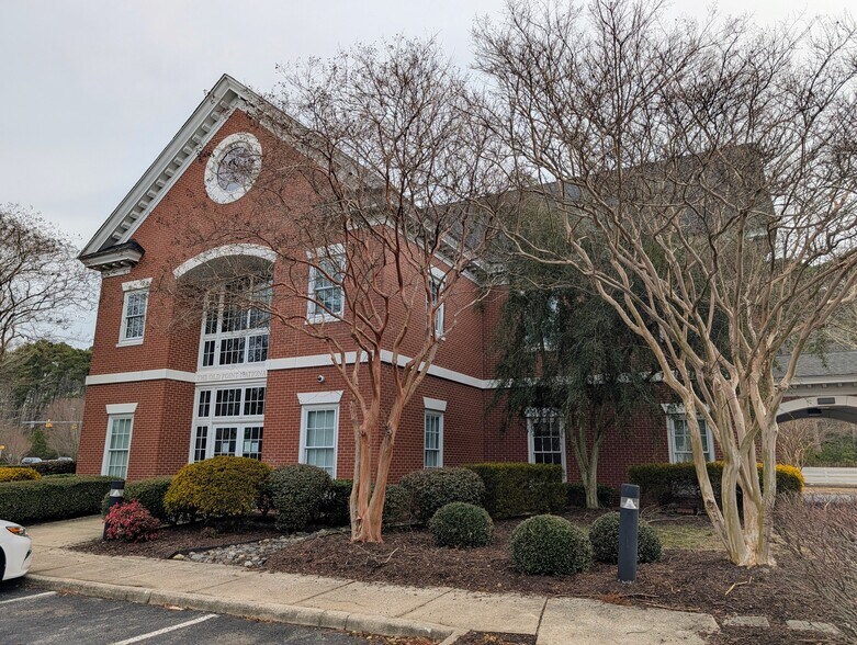 More Photos Of 4139 Ironbound Rd, Williamsburg Bank For Sale