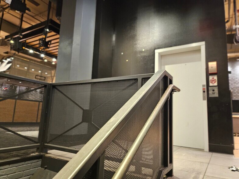 More Photos Of 1624 4th Ave, Seattle Office For Lease