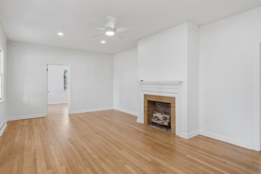 More Photos Of 1224 E Fortification St, Jackson Office For Sale