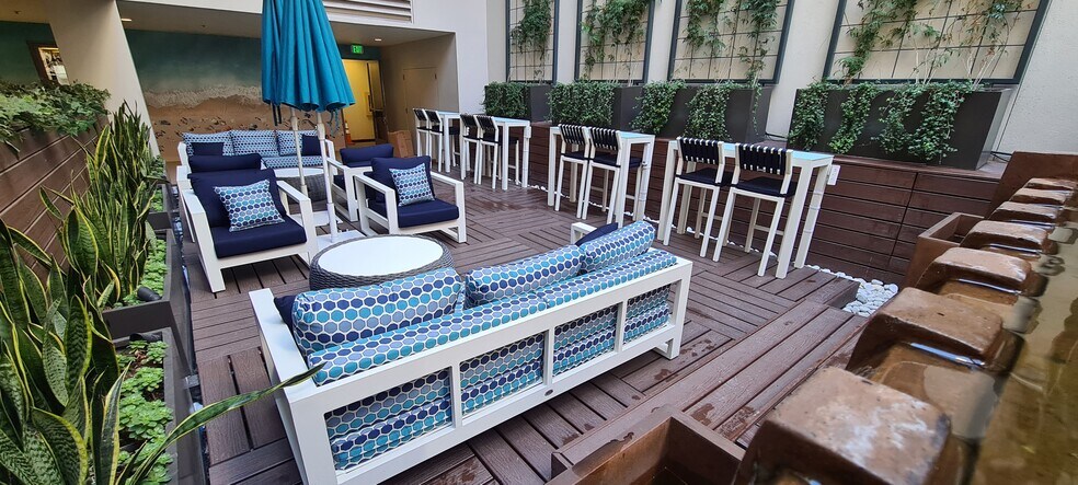 More Photos Of 1451-1457 3rd Street Promenade, Santa Monica Loft Creative Space For Lease