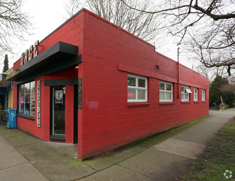 More Photos Of 1026 Cook St, Victoria Freestanding For Sale