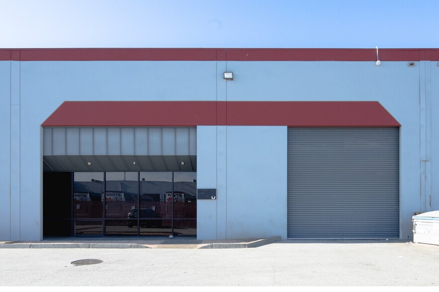 More Photos Of 2200 Jerrold Ave, San Francisco Light Distribution For Lease