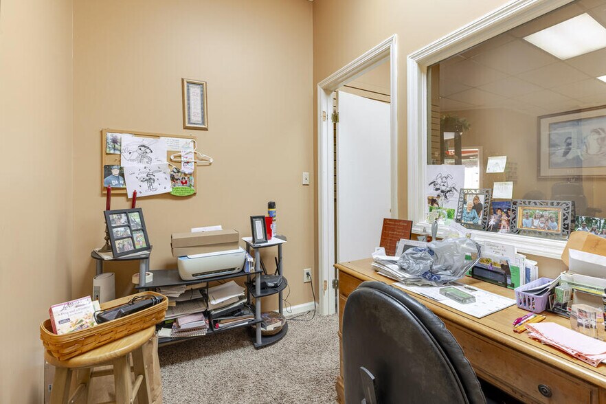 More Photos Of 111 Hudson St, Americus Office For Sale