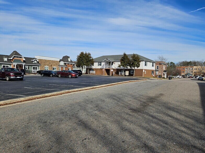 More Photos Of 11923 Centre St, Chester Office For Lease