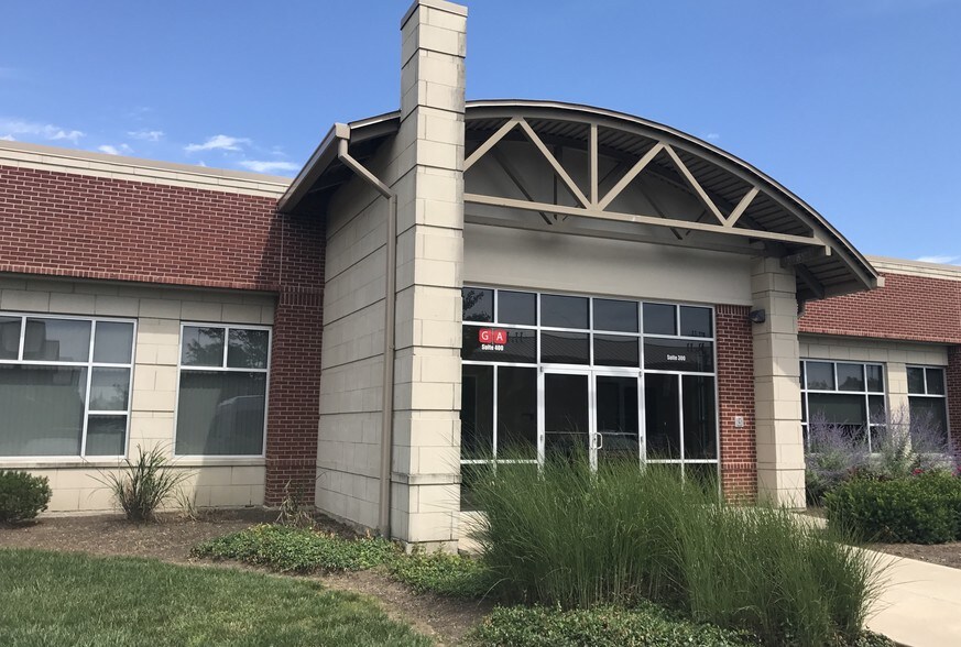 More Photos Of 5700 Gateway Blvd, Mason Medical For Sale