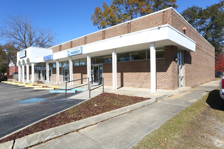 More Photos Of 200 W Harrison St, Dillon Office For Lease