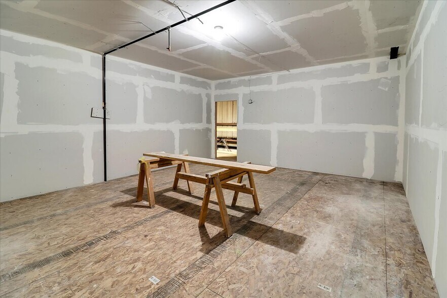 More Photos Of 1520 E Miner Ave, Stockton Manufacturing For Sale