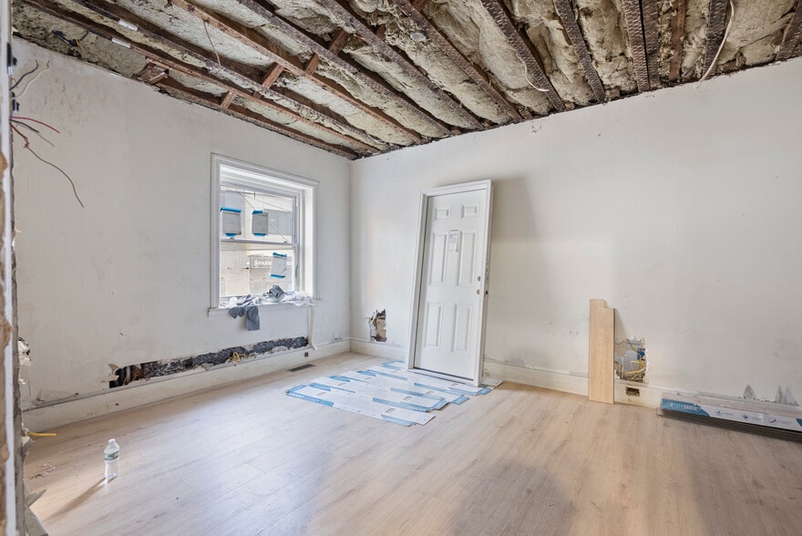 More Photos Of 6200 Germantown Ave, Philadelphia Multifamily For Sale