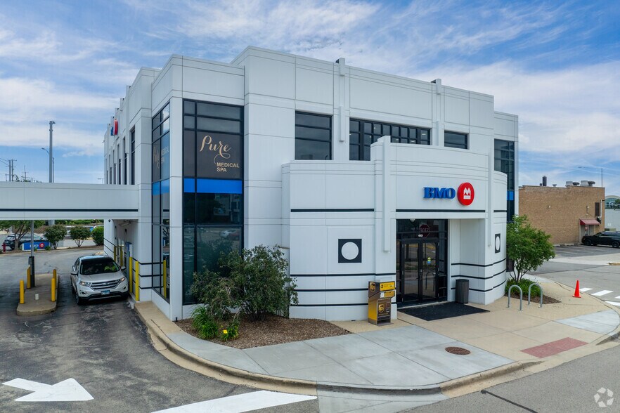 Primary Photo Of 4801 W Golf Rd, Skokie Office For Lease