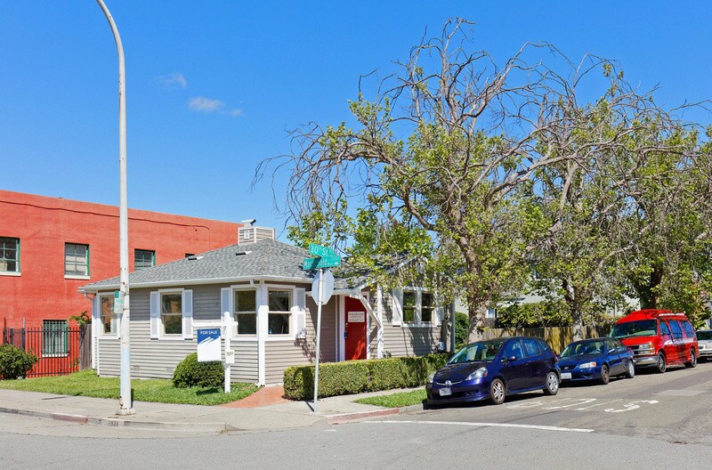 More Photos Of 2931 MacDonald Ave, Richmond Office Residential For Sale