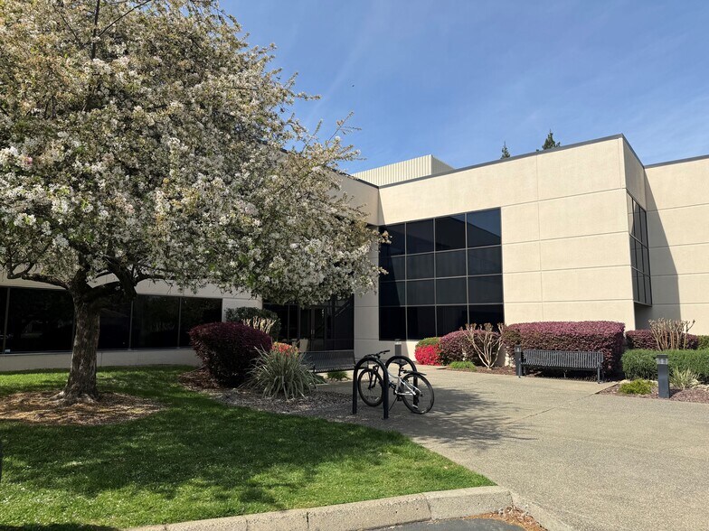 More Photos Of 110 Blue Ravine Rd, Folsom Office For Sale