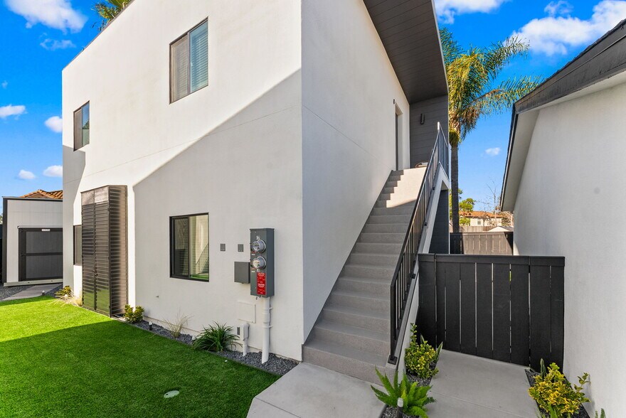 More Photos Of 8353 Ivory Coast Dr, San Diego Multifamily For Sale