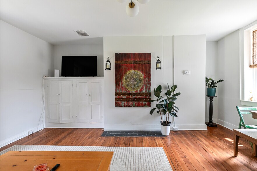 More Photos Of 2608 E Marshall St, Richmond Apartments For Sale
