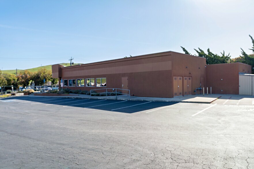 More Photos Of 850 Quintana Rd, Morro Bay Restaurant For Sale