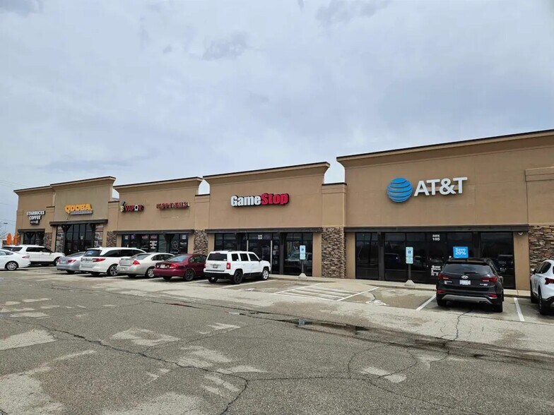Primary Photo Of 187 N Pioneer Rd, Fond Du Lac General Retail For Lease