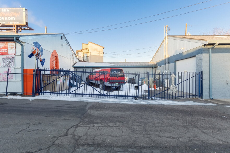 More Photos Of 7007 W Colfax Ave, Denver Freestanding For Sale