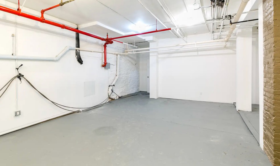 More Photos Of 3 Great Jones St, New York Apartments For Lease
