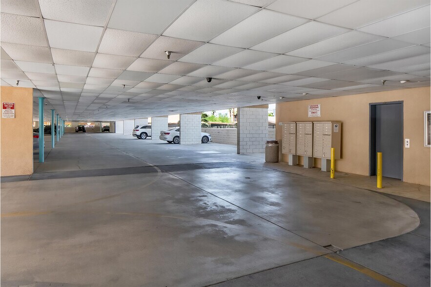 More Photos Of 44100 Monterey Ave, Palm Desert Office For Sale