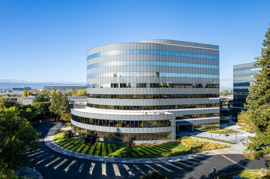 More Photos Of 1731 Technology Dr, San Jose Office For Lease