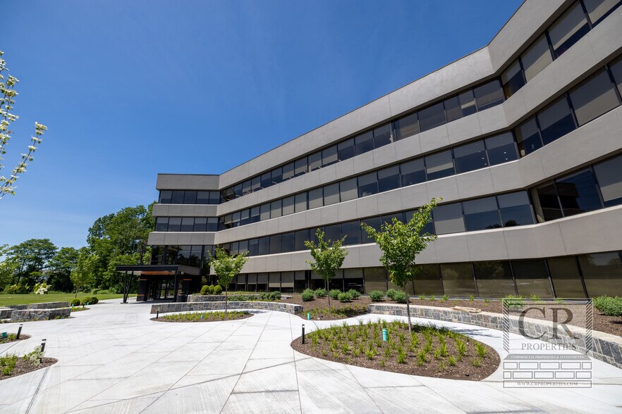 More Photos Of 300 Westage Business Center Dr, Fishkill Office For Lease