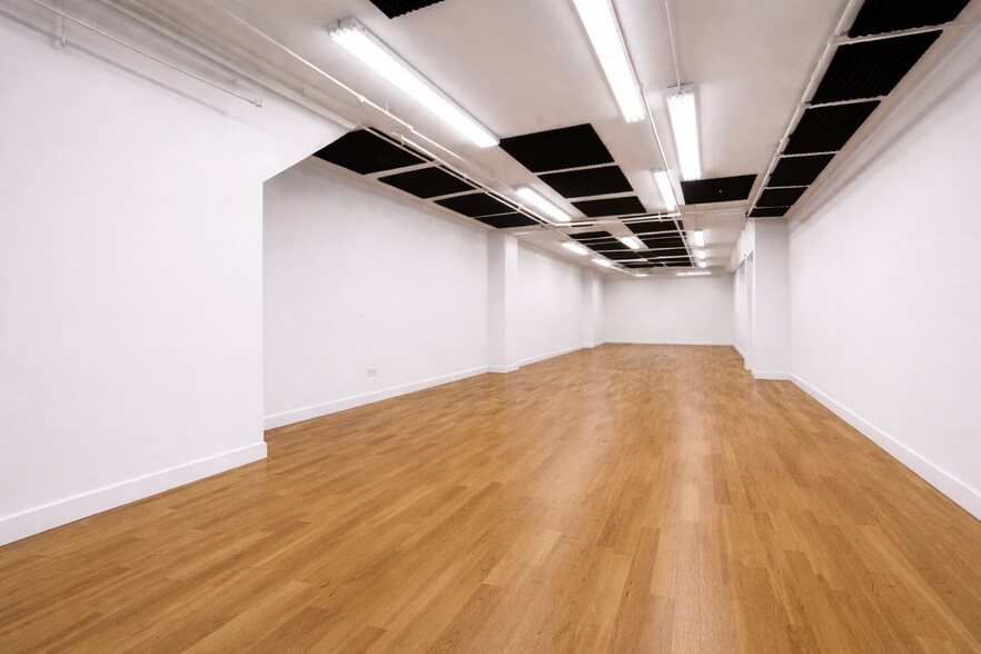 More Photos Of 113 W 27th St, New York Office Residential For Lease
