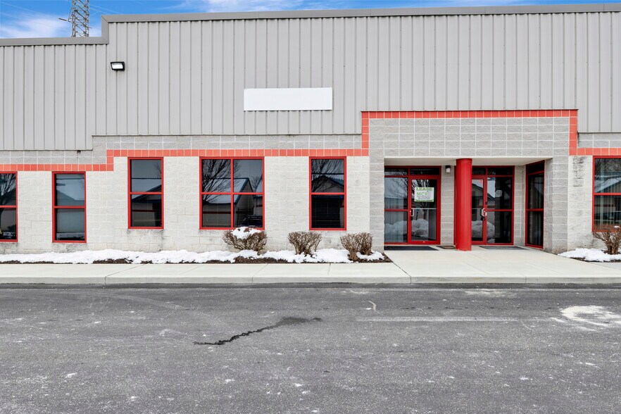 More Photos Of 161-191 Edgemoor Rd, Wilmington Light Distribution For Lease