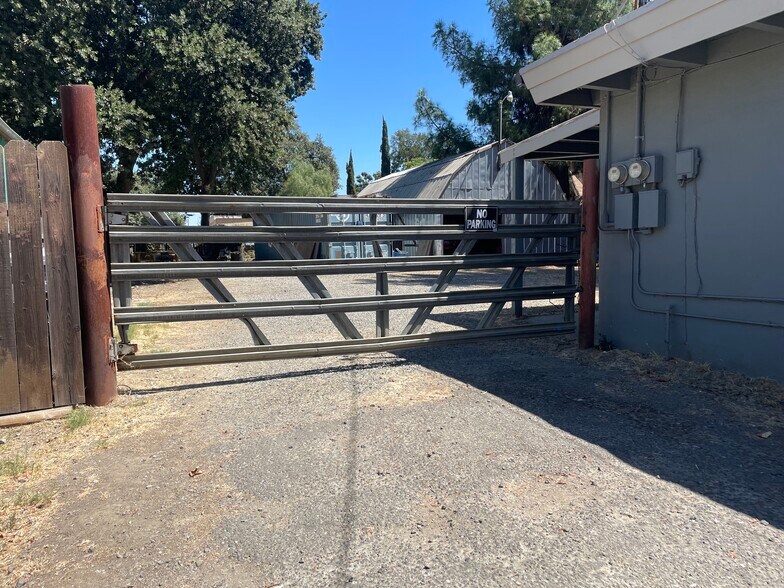 More Photos Of 639 5th St, Woodland Warehouse For Sale