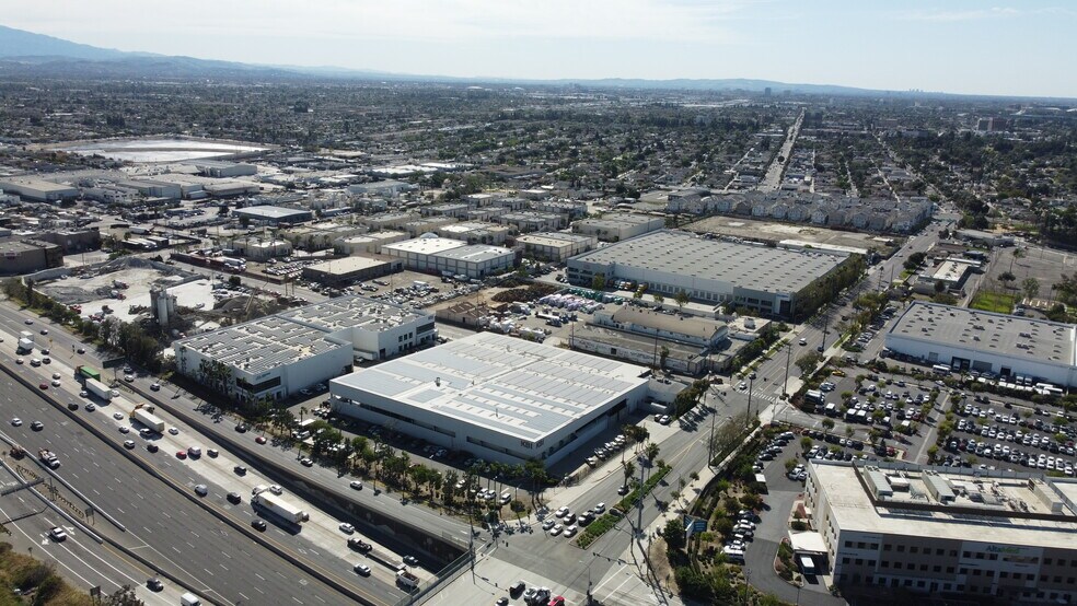 More Photos Of 1244 N Anaheim Blvd, Anaheim Warehouse For Lease