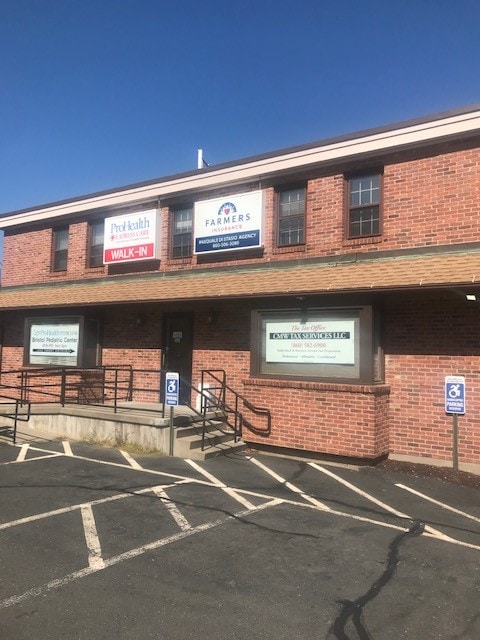 More Photos Of 1001 Farmington Ave, Bristol Medical For Sale