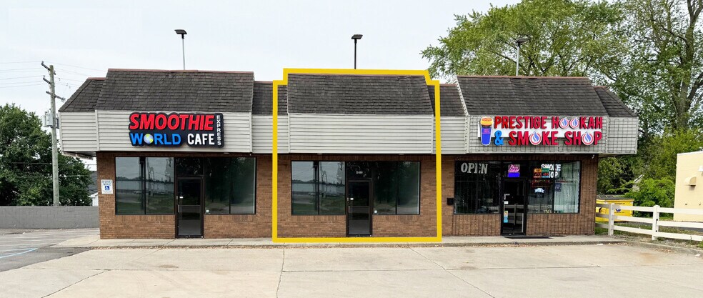 Primary Photo Of 21396-21404 Cass Ave, Clinton Township Storefront Retail Office For Lease