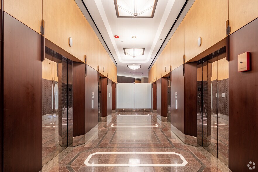 More Photos Of 980 N Michigan Ave, Chicago Office Residential For Lease