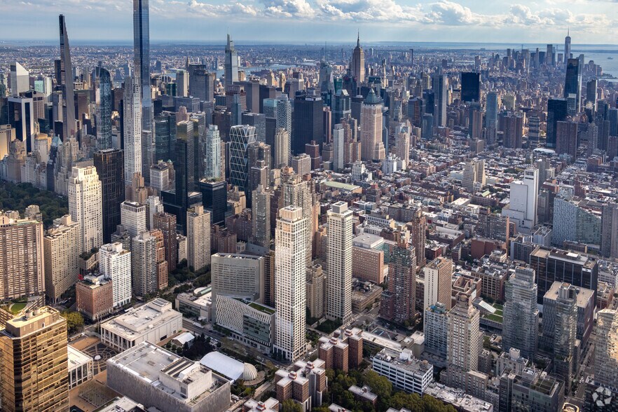 More Photos Of 51 Amsterdam Ave, New York Apartments For Lease