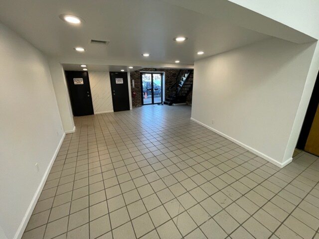 More Photos Of 5978 54th Ave, Maspeth Warehouse For Lease