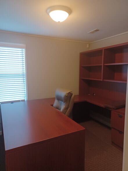 More Photos Of 5202 Tacoma Mall Blvd, Tacoma Office For Lease