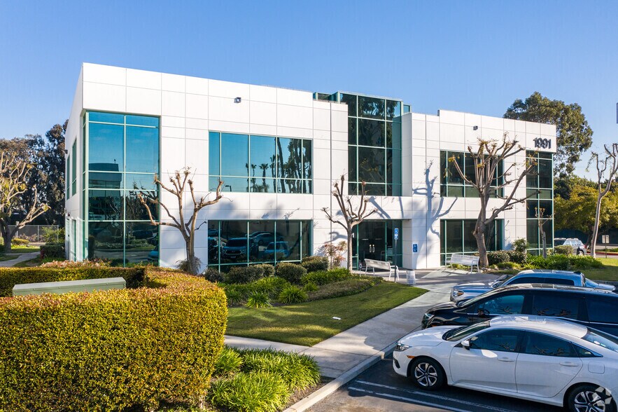 More Photos Of 1977 W 190th St, Torrance Unknown For Sale