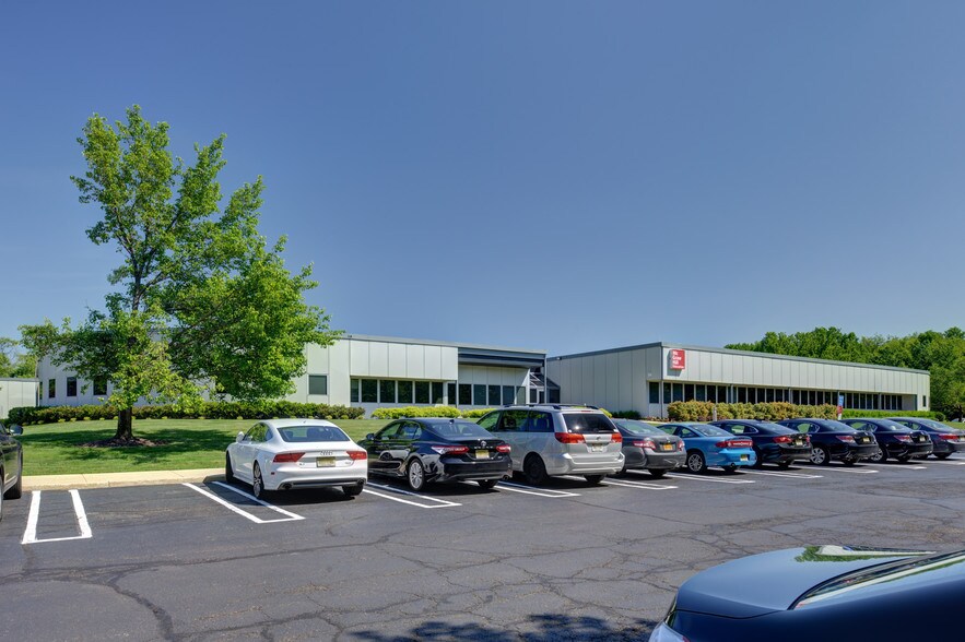 More Photos Of 104 Windsor Center Dr, East Windsor Medical For Lease