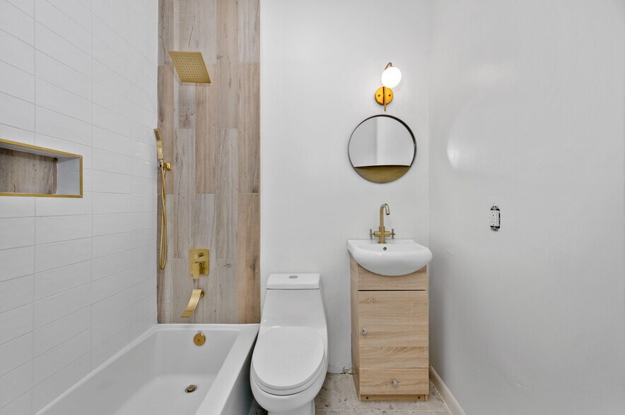 More Photos Of 4431 Allison St, Norwood Apartments For Sale