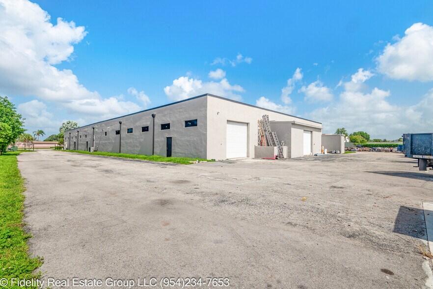 More Photos Of 3651 NW 120th Ave, Coral Springs Warehouse For Lease