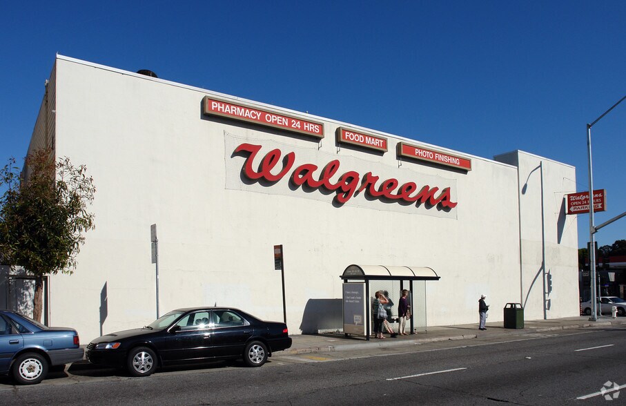 More Photos Of 3201 Divisadero St, San Francisco Drugstore For Lease