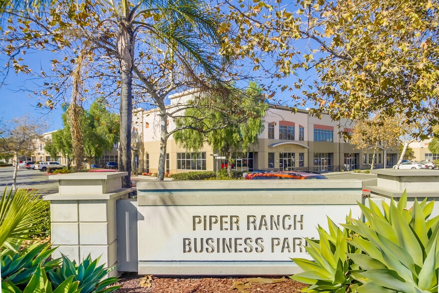 More Photos Of 1568 Lancaster Point Way, San Diego Flex For Sale